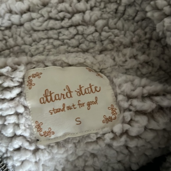 Altar’d State Grey Fuzzy Pullover - Picture 3 of 3